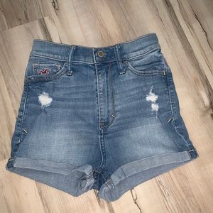 Hollister High Waist Distressed Shorts Size 00